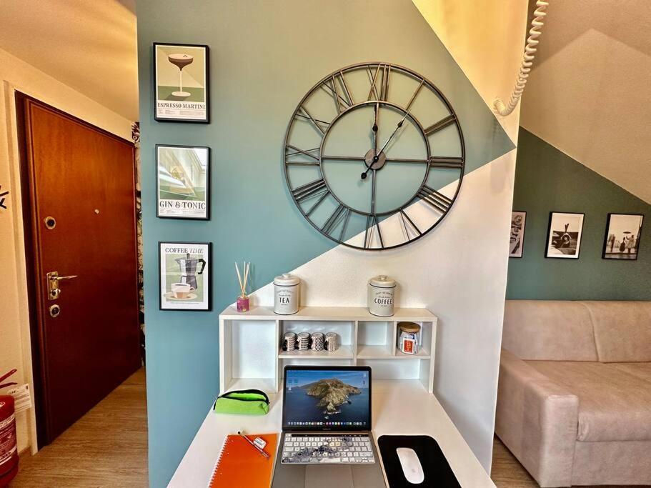 קומו 63 Passi Dal Lago In Centro By Revenue House מראה חיצוני תמונה