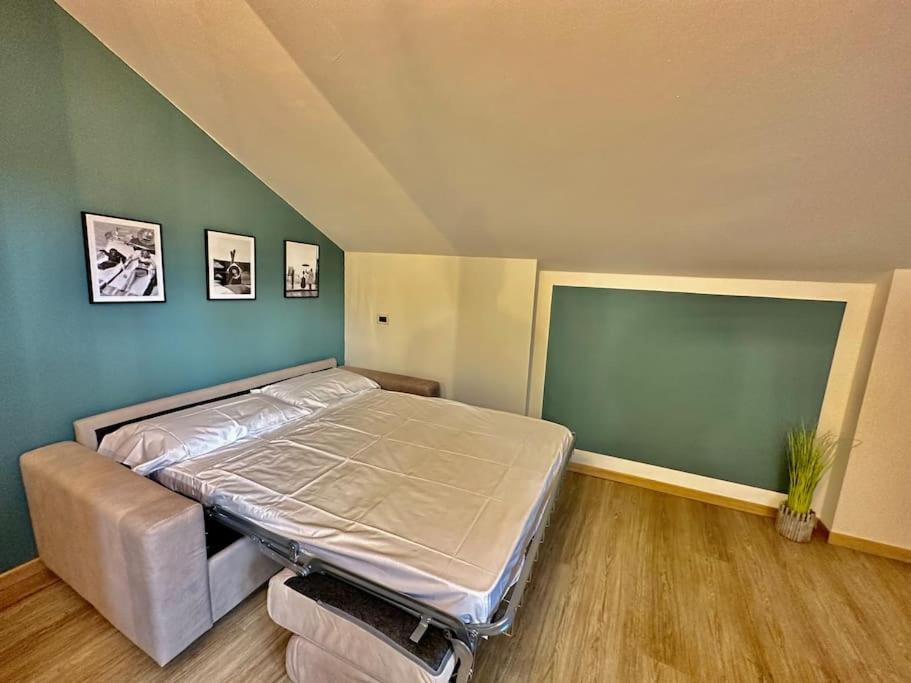 קומו 63 Passi Dal Lago In Centro By Revenue House מראה חיצוני תמונה